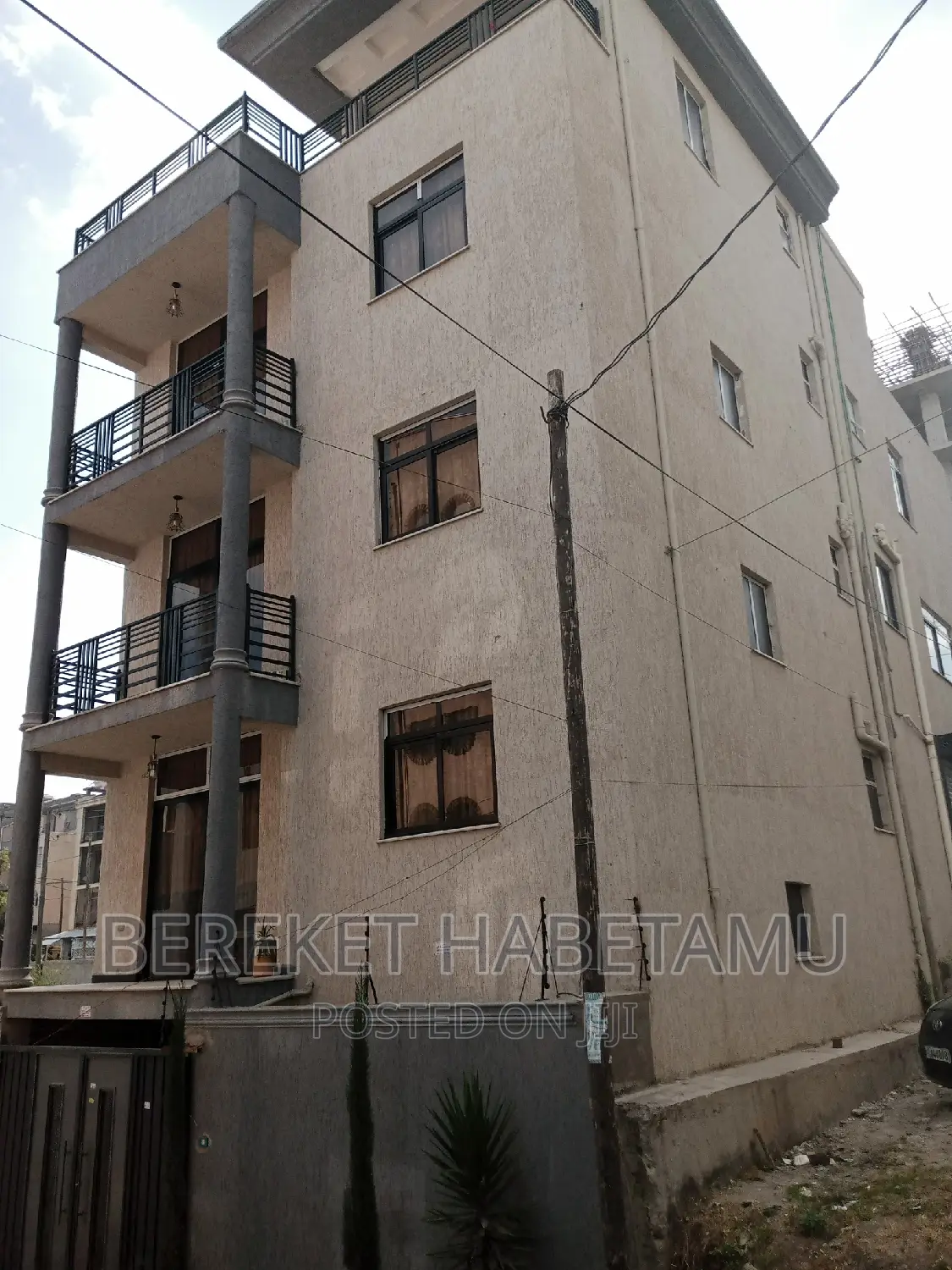 Furnished 6bdrm House in ሃይሌጋርመንት, Nifas Silk-Lafto for sale