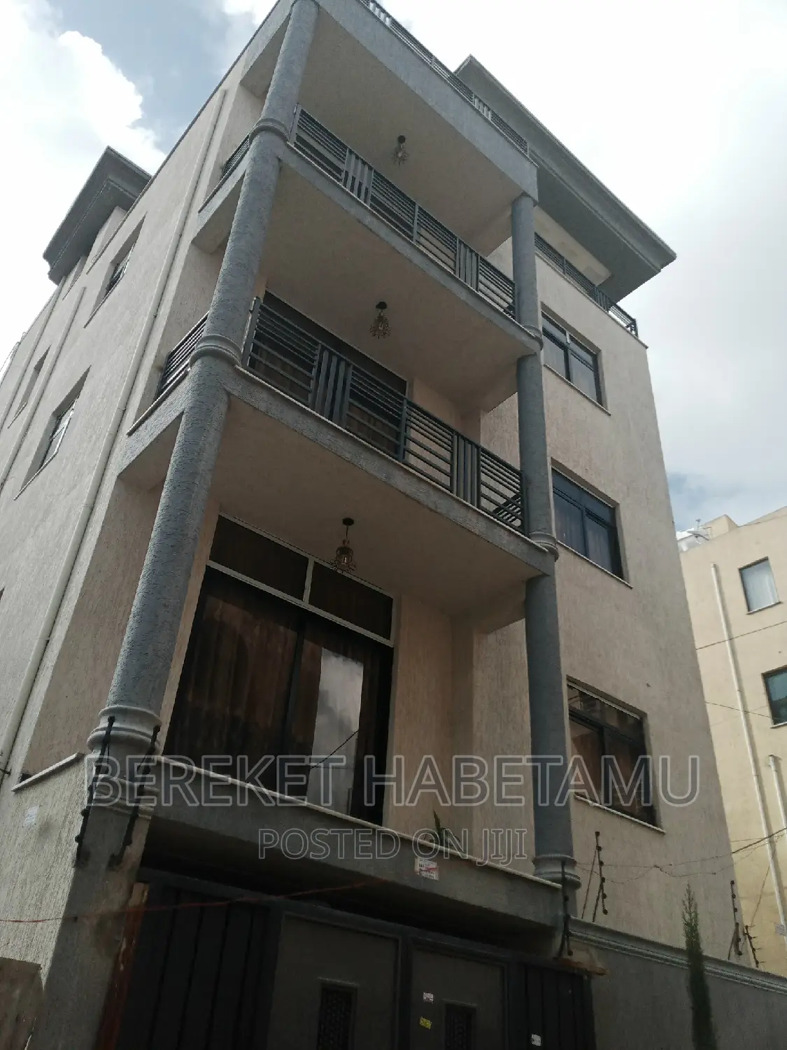 Furnished 6bdrm House in ሃይሌጋርመንት, Nifas Silk-Lafto for sale