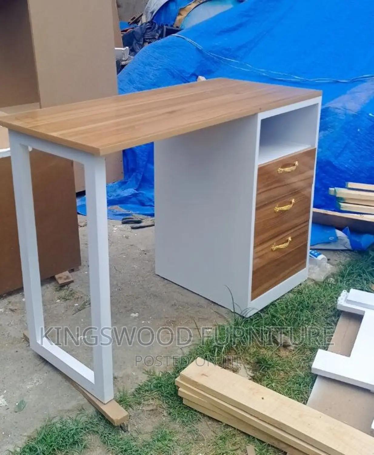 Office Tabel and Study Tabel የቢሮ እና የማጥኛ የሚሆን ጠረጴዛ