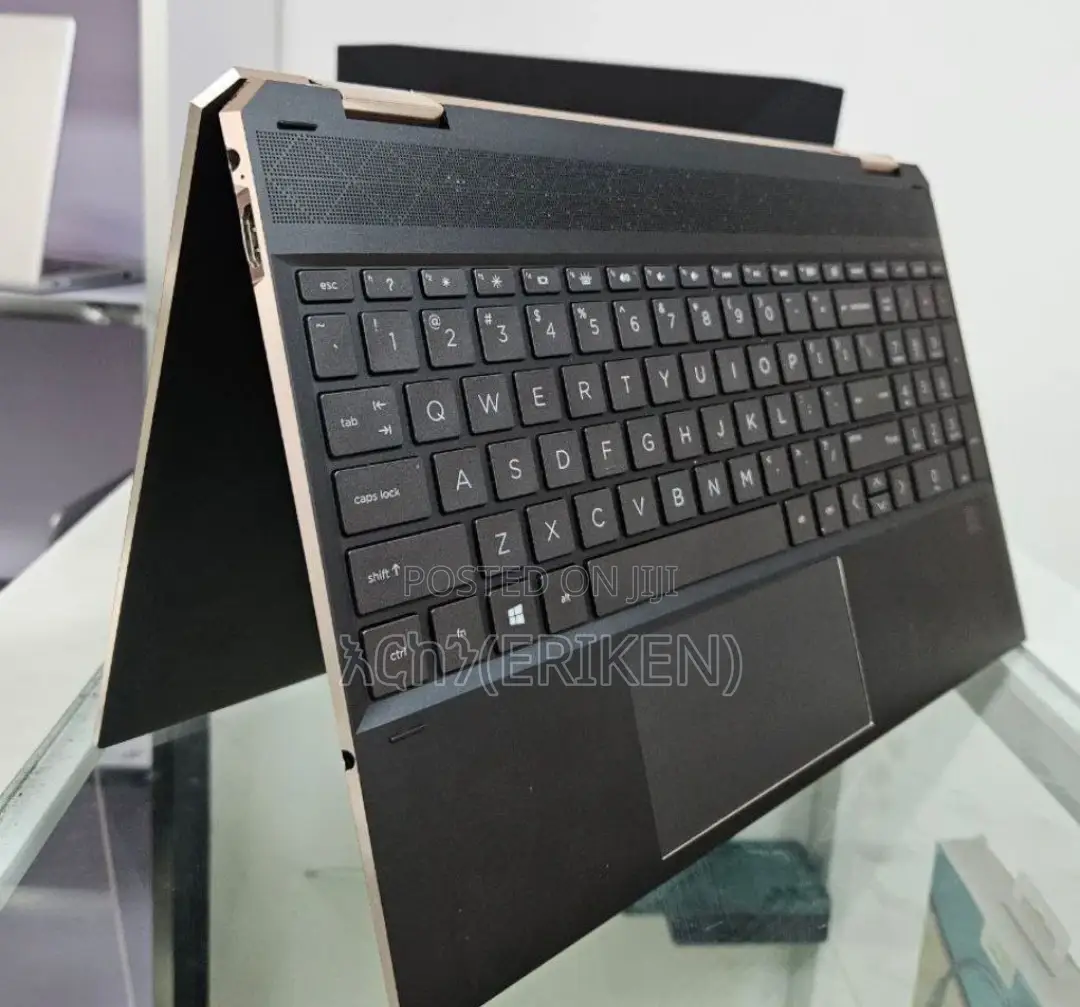 New Laptop HP Spectre X360 15 16GB Intel Core I7 SSD 512GB