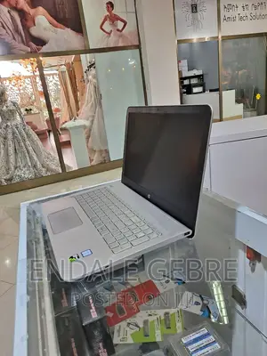 Photo - New Laptop HP Envy 15 8GB Intel Core I5 HDD+SSD 1T