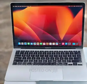 New Laptop Apple MacBook Air 2020 8GB Intel Core I5 SSD 512GB