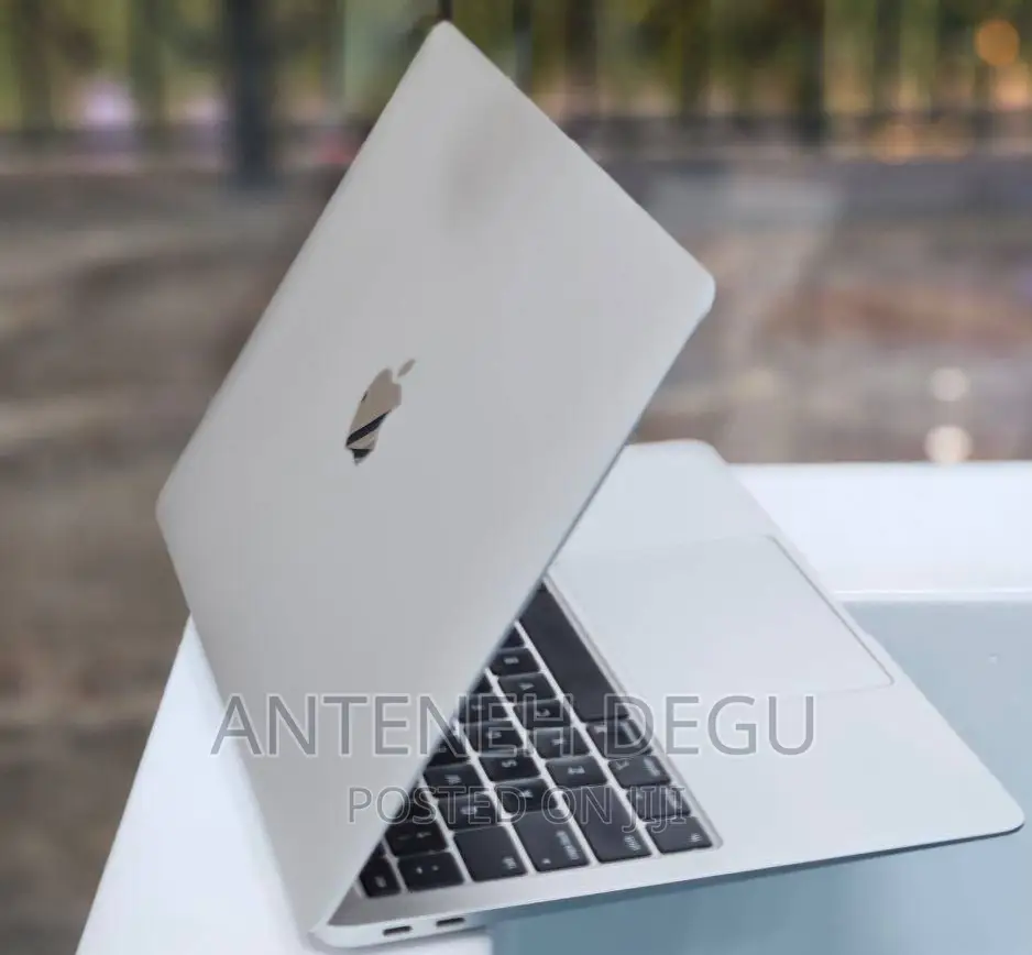 New Laptop Apple MacBook Air 2020 8GB Intel Core I5 SSD 512GB