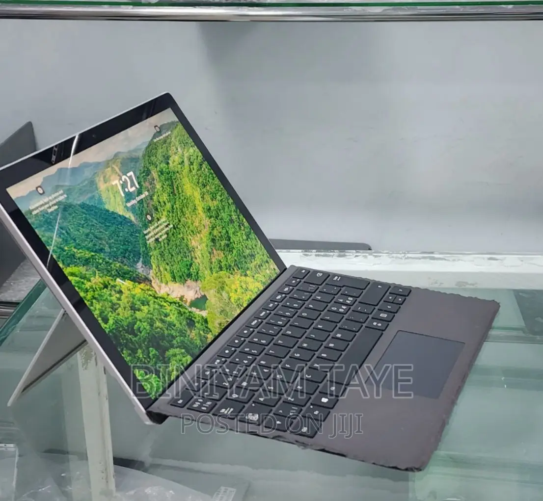 New Laptop Lenovo Ideapad 3 4GB Intel Core I3 SSD 128GB