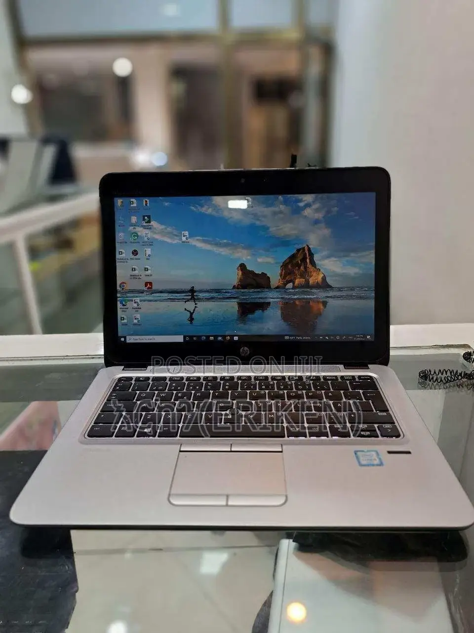 New Laptop HP EliteBook 820 G3 8GB Intel Core I5 SSD 256GB