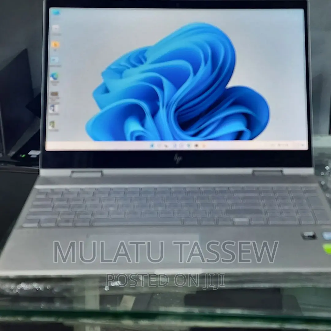 New Laptop HP Envy X360 8GB Intel Core I7 SSD 512GB