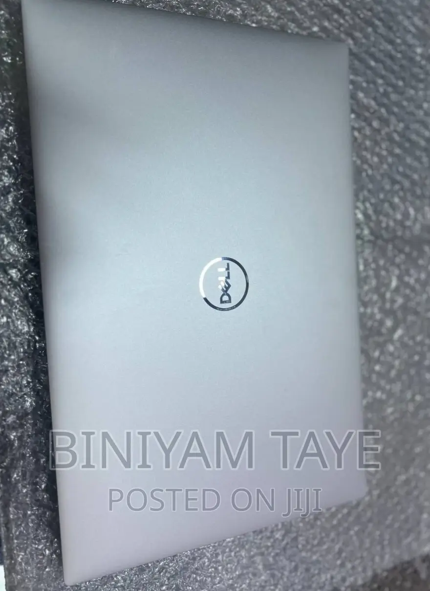 New Laptop Dell XPS 15 32GB Intel Core I9 SSD 512GB