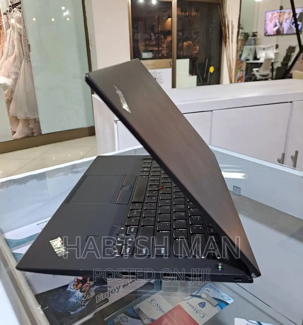 New Laptop Lenovo ThinkPad X1 Carbon 8GB Intel Core I7 SSD 512GB