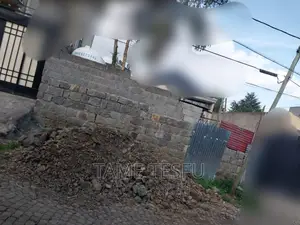 Furnished 2bdrm House in Yeka for sale