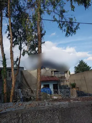 Furnished 2bdrm House in Yeka for sale