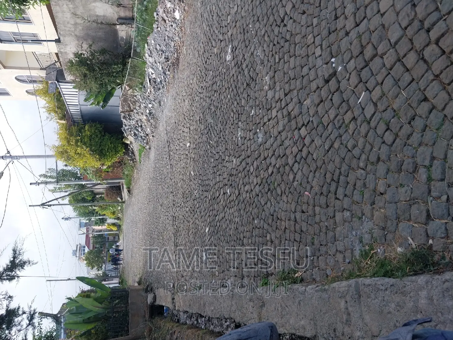 Furnished 2bdrm House in Yeka for sale