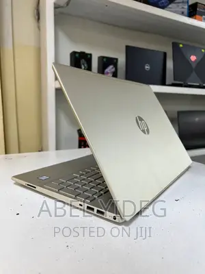 New Laptop HP Pavilion 15 8GB Intel Core I5 HDD 1T