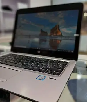 Photo - New Laptop HP EliteBook 820 G3 8GB Intel Core I5 SSD 256GB