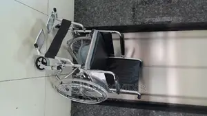 Almunium Commode Wheelchair/Wheelchair/Wheelchair/Wheelchair