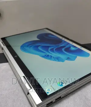 Photo - New Laptop HP 16GB Intel Core I7 SSD 1T