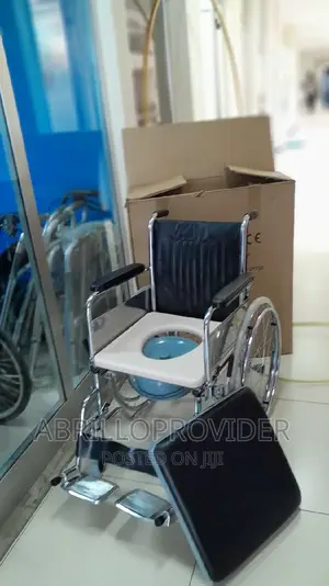ፖፖ ያለው አልሙኒየም ዌልቸር Wheelchair/Wheelchair/Wheelchair/Wheelcha