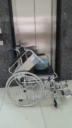 Wheelchair/Commode Chair/Toilet Wheelchair/Wheelchair/Toilet