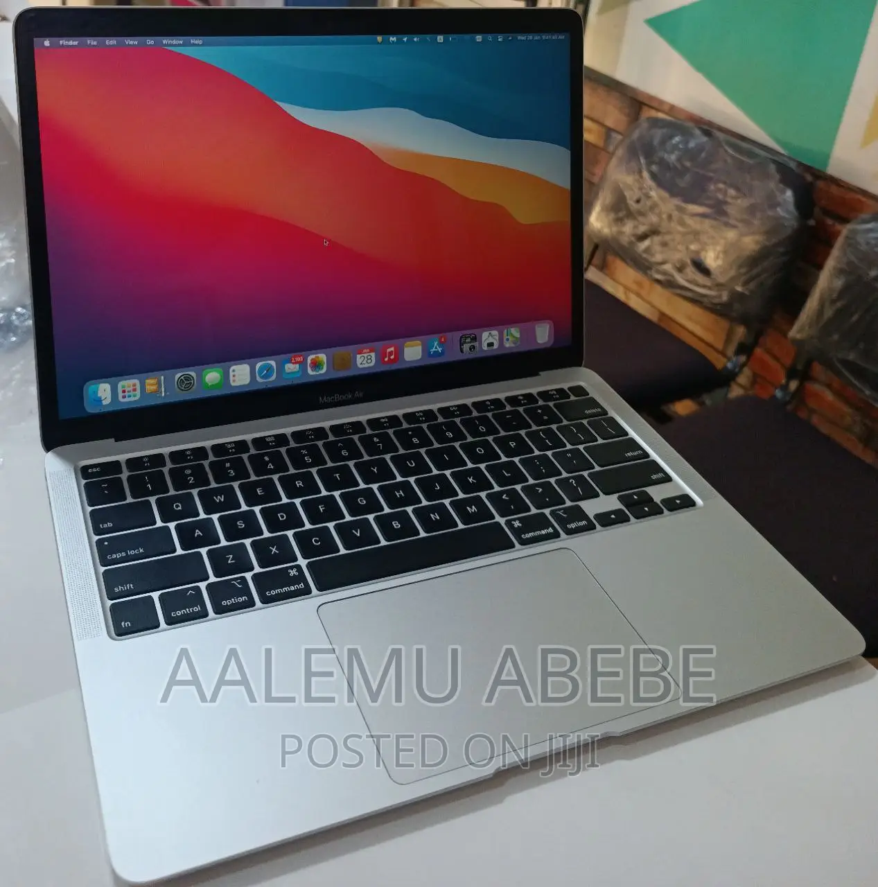 New Laptop Apple MacBook Air 2020 8GB Intel Core I5 SSD 512GB