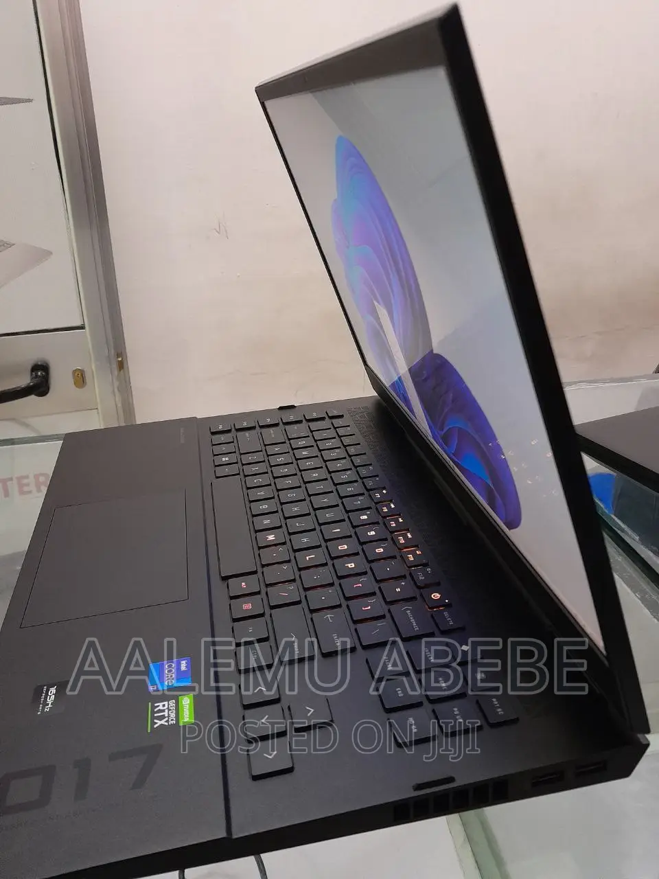 New Laptop HP Omen 17 16GB Intel Core I7 SSD 1T