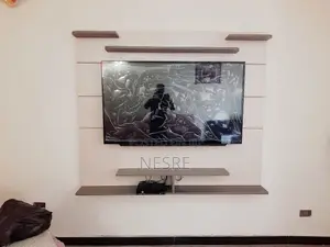 ውብ እና ማራኪ ቲቪ ስታንዶች