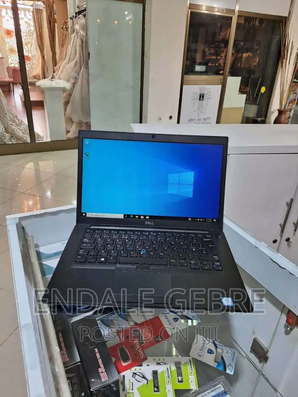 New Laptop Dell 8GB Intel Core I5 SSD 256GB
