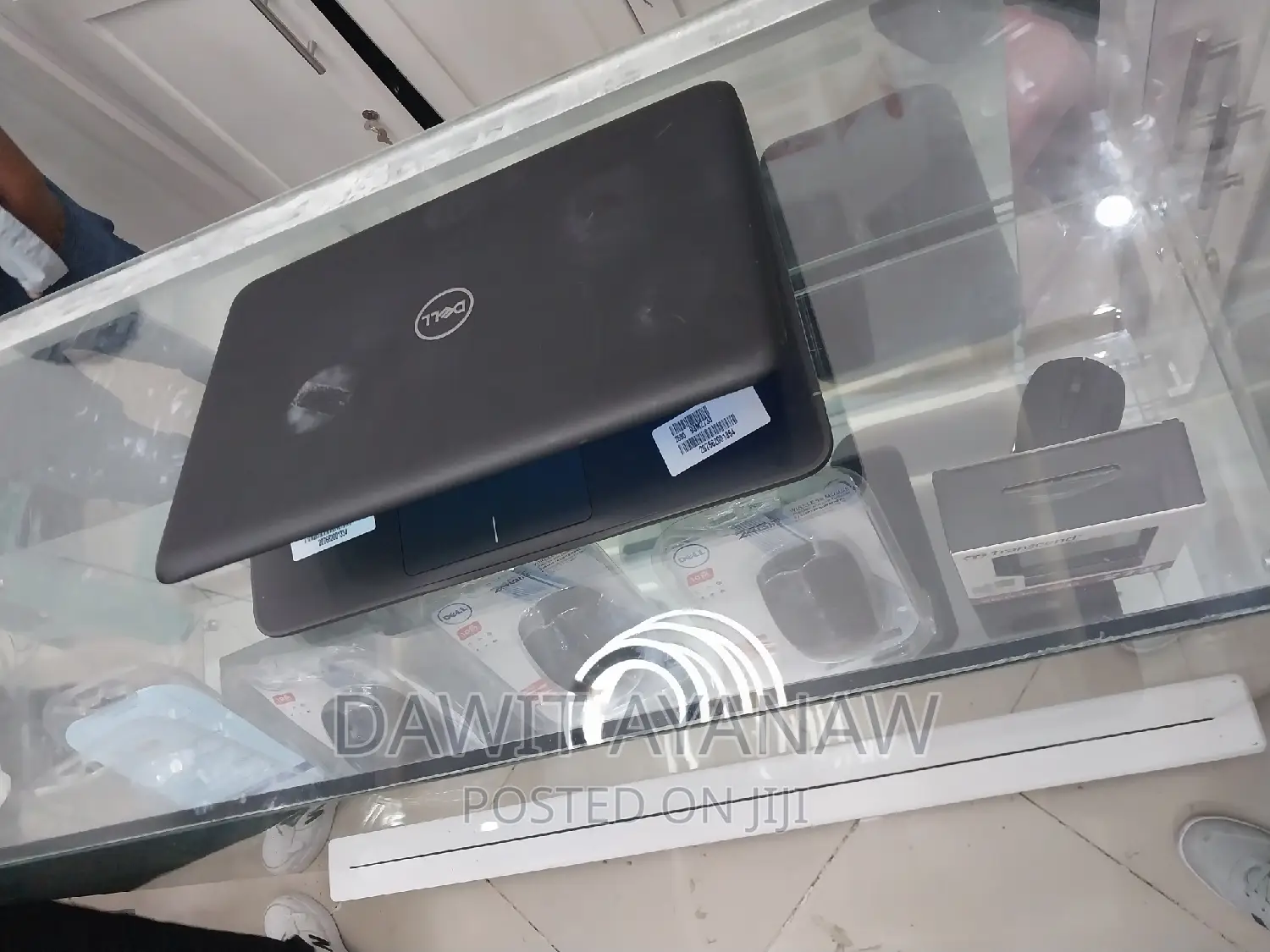 New Laptop Dell Latitude 3189 4GB Intel Core 2 Quad SSD 128GB