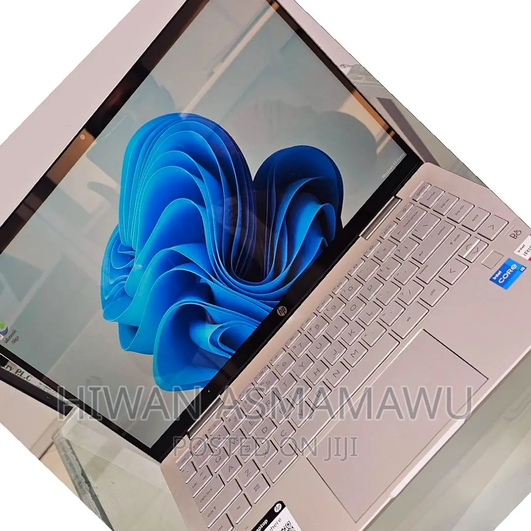 New Laptop HP Pavilion X360 8GB Intel Core I5 SSD 512GB