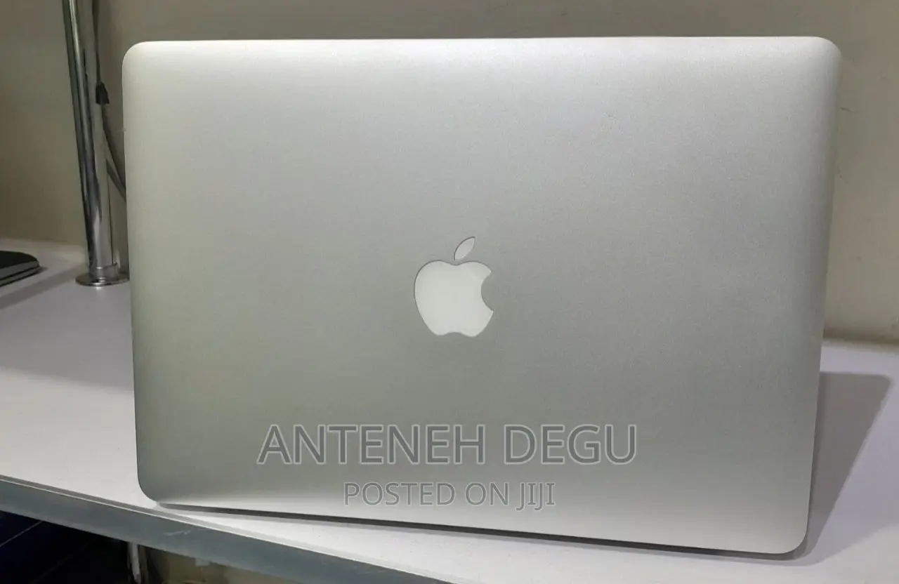 New Laptop Apple MacBook Air 2015 4GB Intel Core I5 SSD 256GB