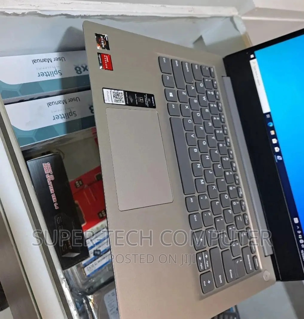 New Laptop Lenovo Ideapad 3 8GB AMD Ryzen 5 HDD+SSD 640GB