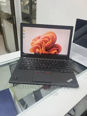 New Laptop Lenovo ThinkPad X250 4GB Intel Core I5 SSHD (Hybrid) 500GB