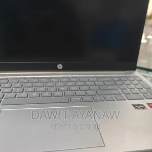 New Laptop HP 8GB AMD Ryzen 5 SSD 512GB