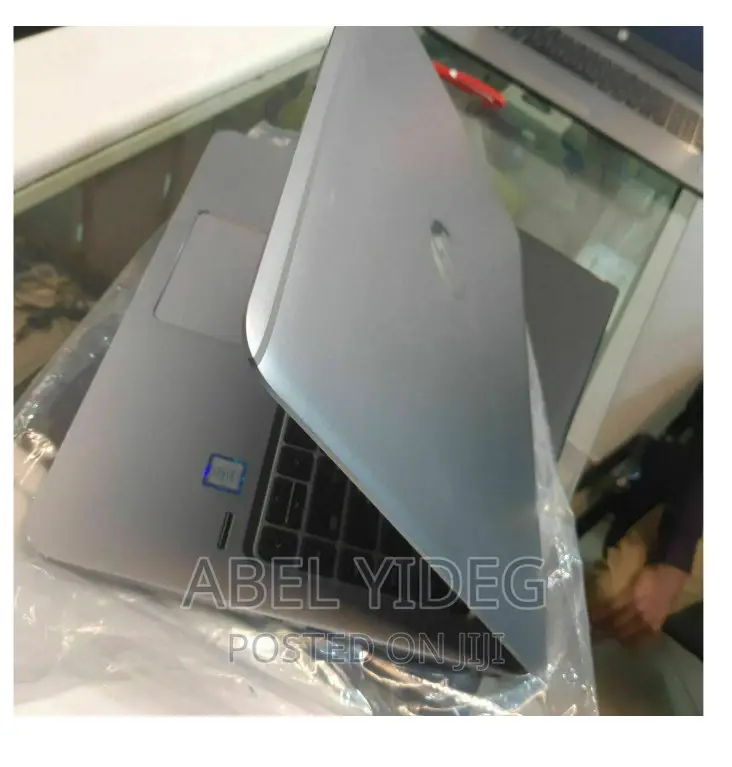 New Laptop HP EliteBook Folio 1020 G1 8GB Intel Core I7 HDD 500GB