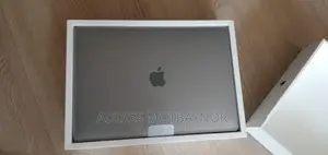 New Laptop Apple MacBook Air 2022 M2 8GB Intel Core i5 SSD 140GB
