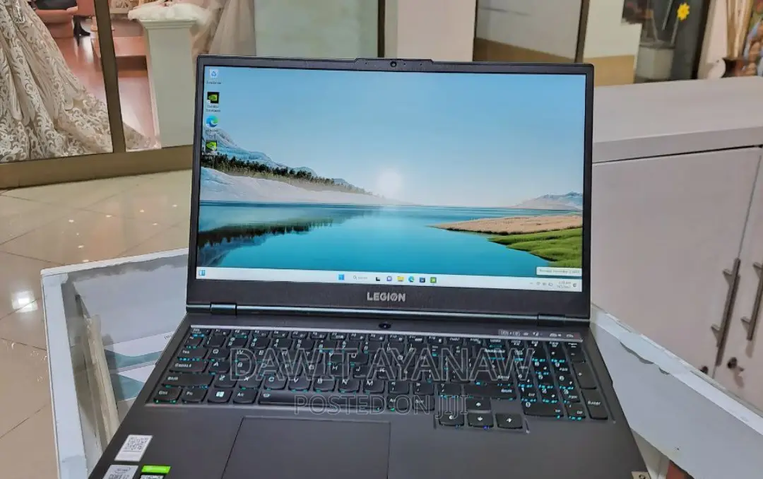 New Laptop Lenovo 16GB Intel Core I7 SSD 512GB