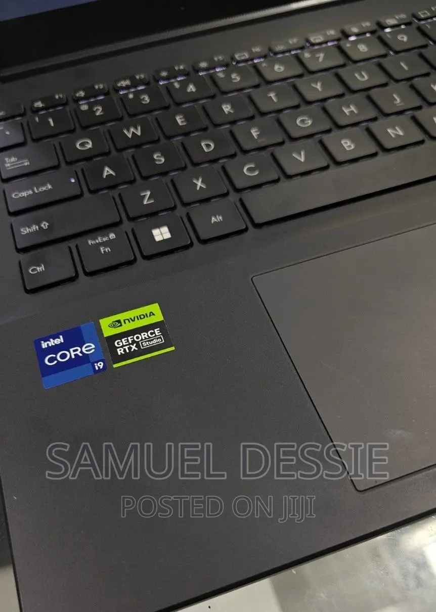 New Laptop Asus 16GB Intel Core I9 SSD 1T