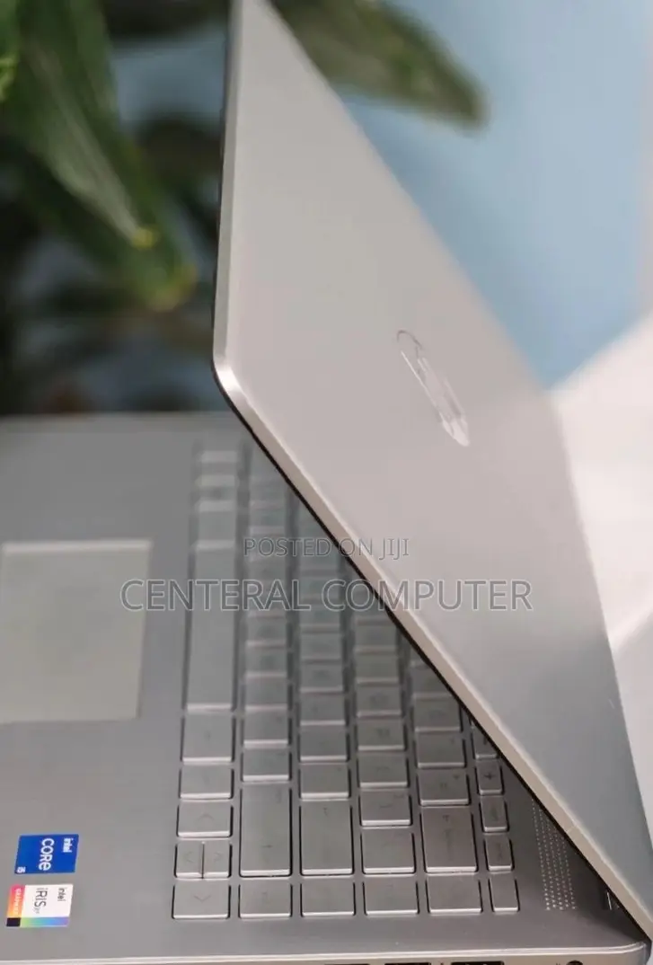 Laptop Apple MacBook Pro 2015 8GB Intel Core i5 SSD 128GB