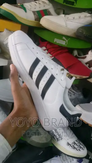 Photo - Old School Adidas