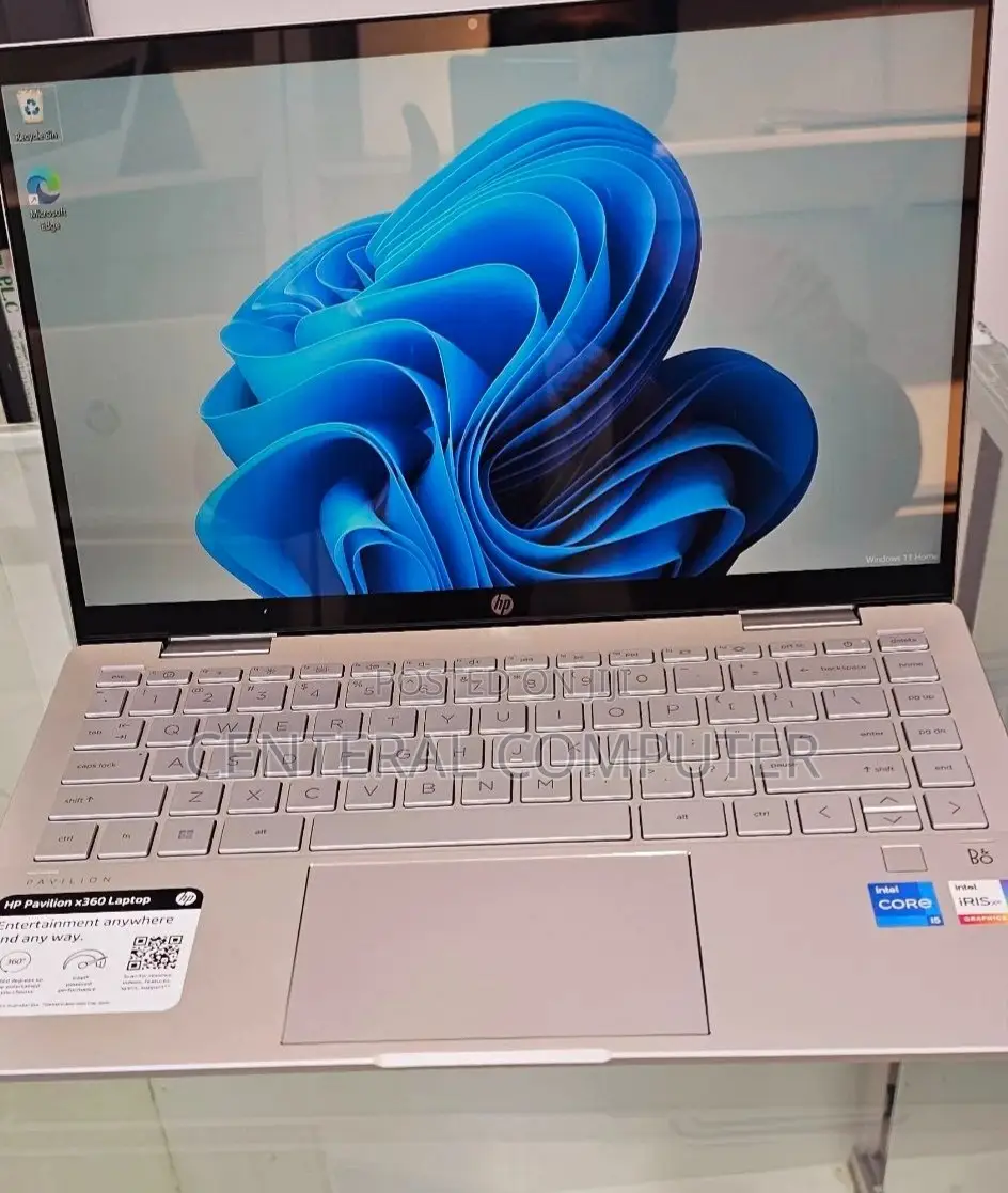 New Laptop HP Pavilion 17z 8GB Intel Core I7 SSD 1T