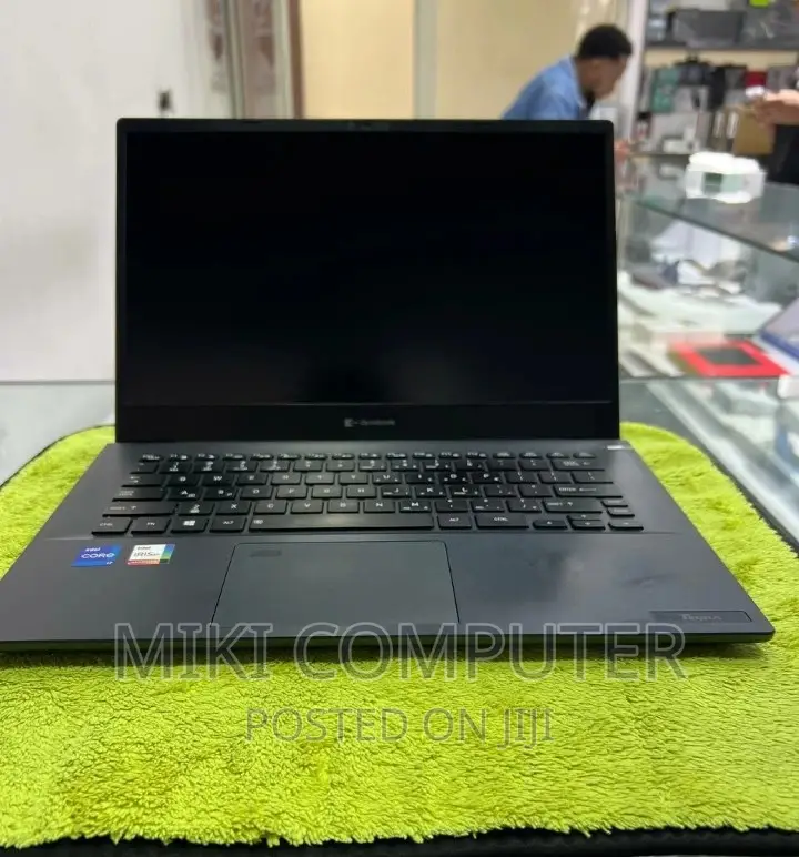 New Laptop Toshiba 16GB Intel Core I5 SSD 512GB