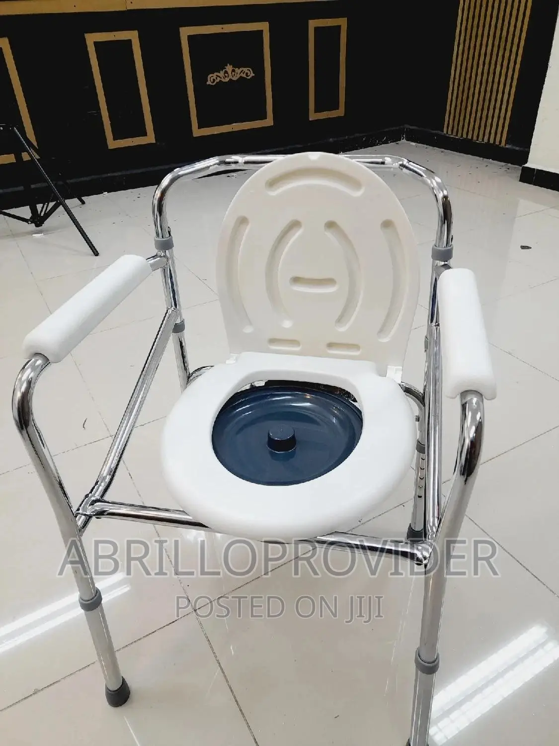Medical Chair/Popo Chair/Foldbale Chair/Eldery Chair/Commode