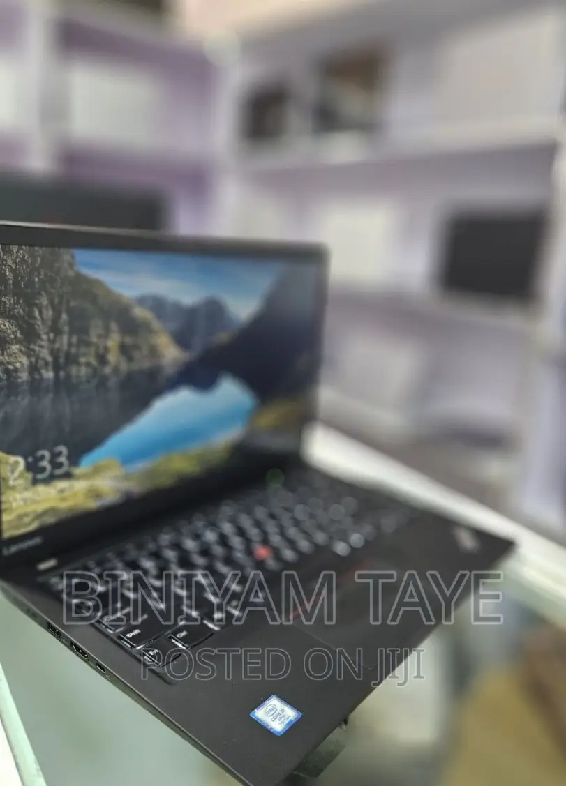 New Laptop Lenovo ThinkPad Yoga 8GB Intel Core I7 SSD 512GB