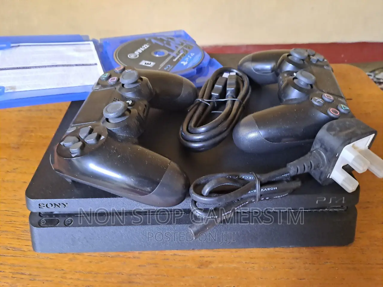 Ps4 Slim + 2 Joysticks Warranty Included