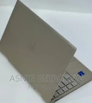 New Laptop HP Envy X360 8GB Intel Core I7 SSD 1T