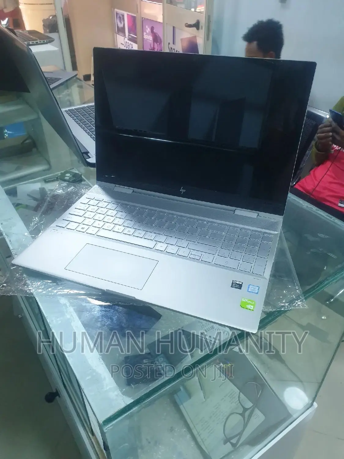 New Laptop HP Envy X360 8GB Intel Core I7 SSD 512GB