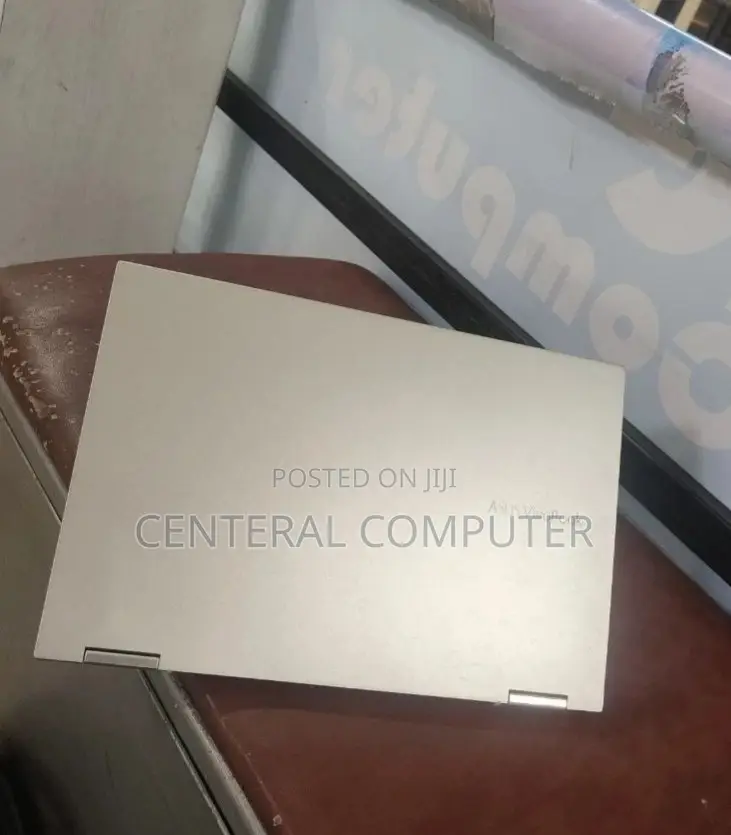 New Laptop Asus VivoBook 15 X505BA 8GB Intel Core I5 SSD 512GB