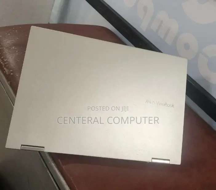 New Laptop Asus VivoBook 15 X505BA 8GB Intel Core I5 SSD 512GB