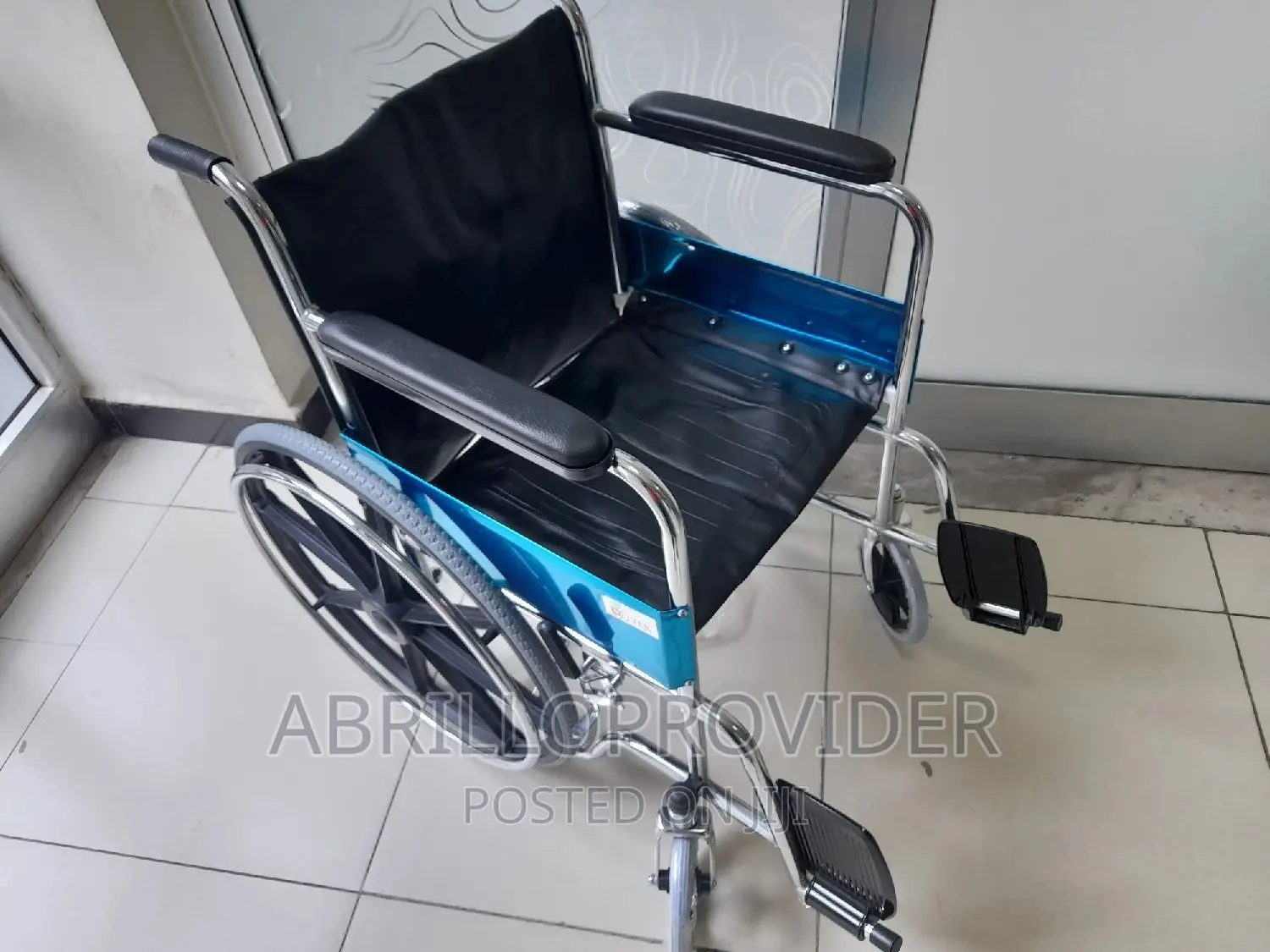 Normal Wheelchair/Wheelchair/Almunium/Wheelchair/Wheelchair