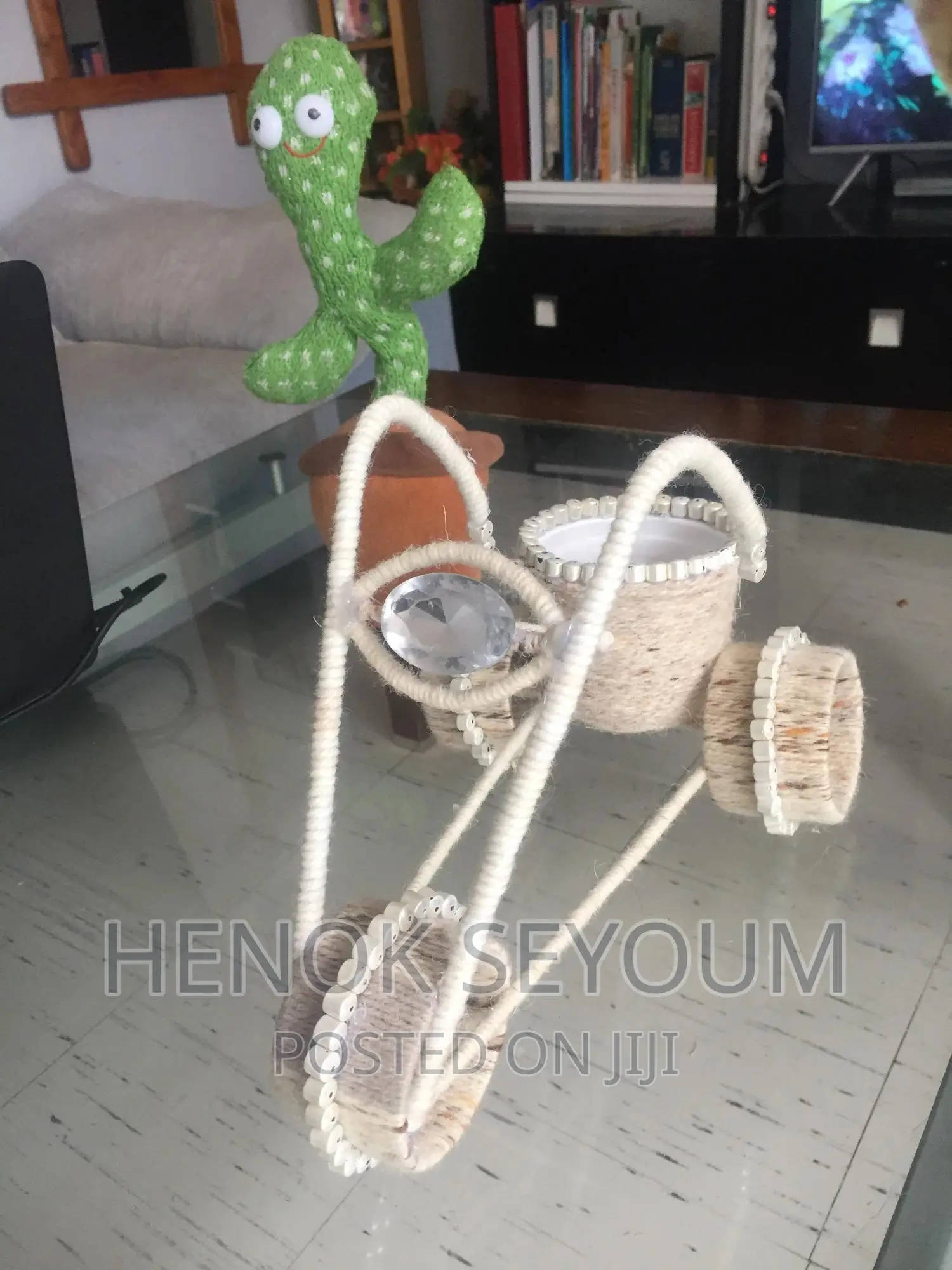 Vase, Plant Holder, or Pen and Key Chain Holder
