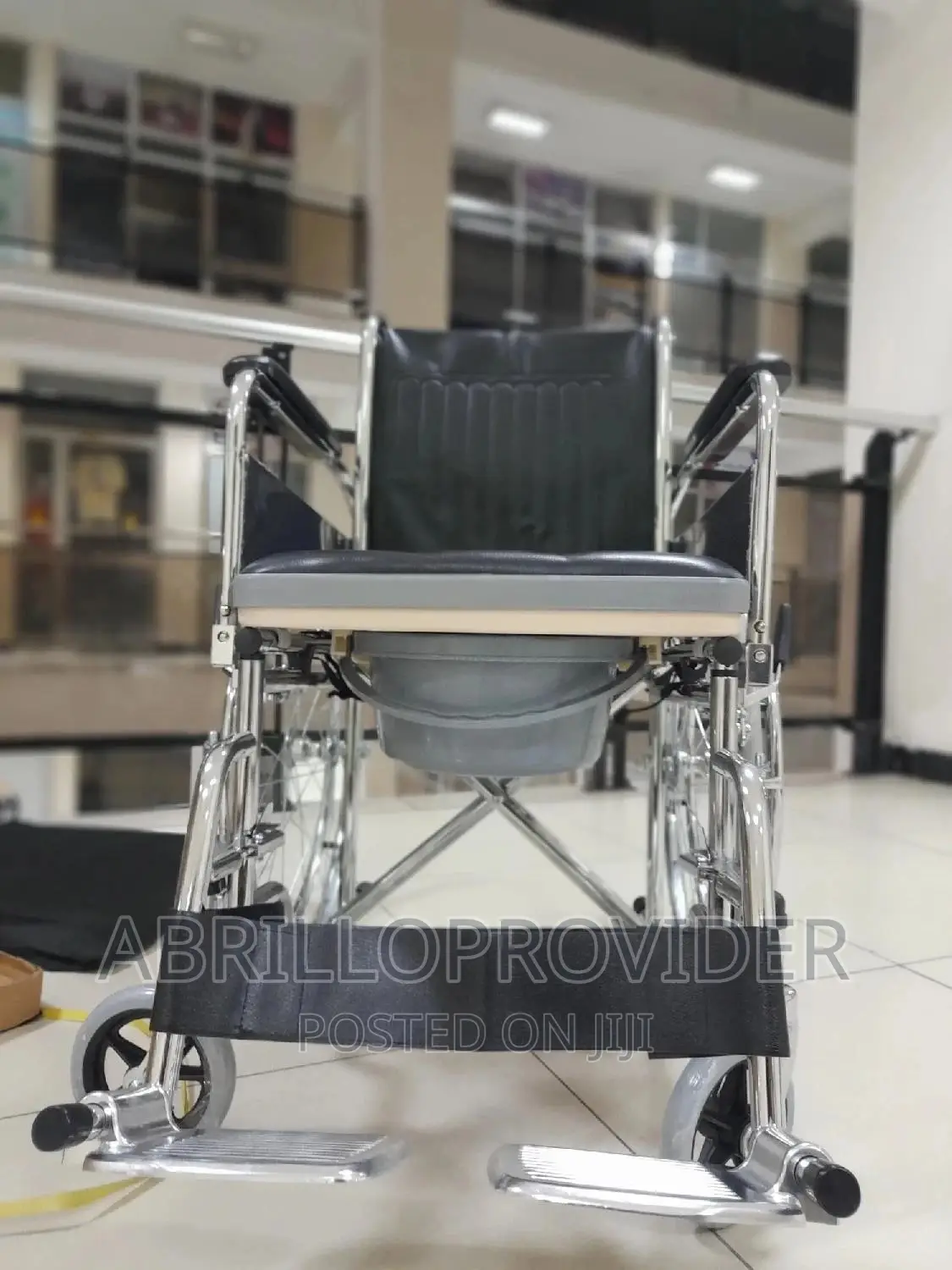 Batch Wheelchair/Commode Chair/Wheelchair/Wheelchair/Commode