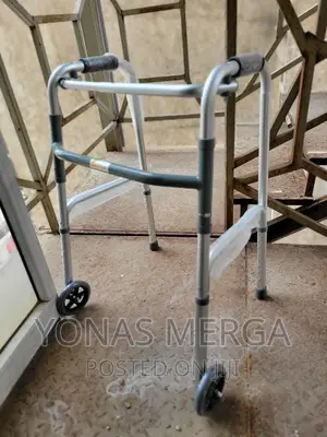 አጀስቴብል/Walker/Walker/Medical Walker/Walker/Hospital Walker/